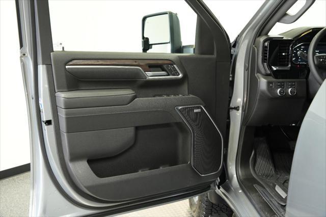 new 2025 GMC Sierra 2500 car, priced at $75,495