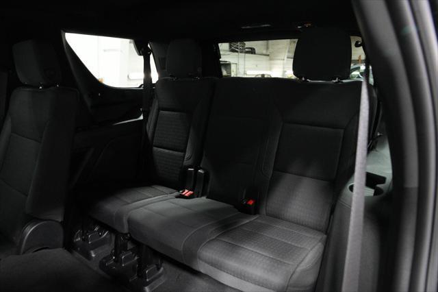 used 2023 GMC Yukon car, priced at $50,400