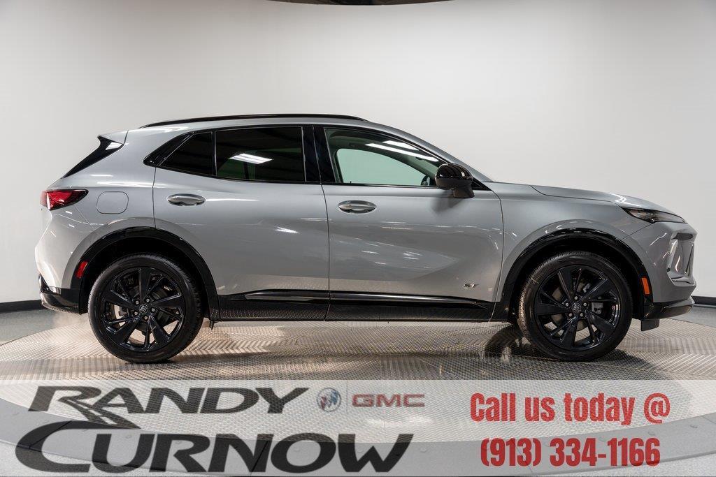 new 2025 Buick Envision car, priced at $37,235