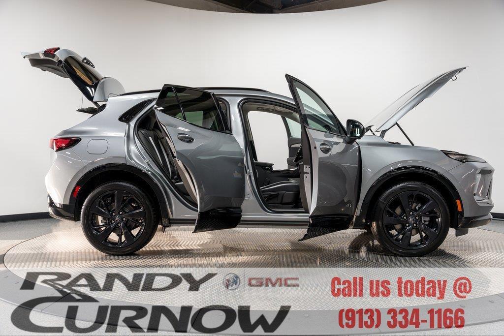 new 2025 Buick Envision car, priced at $37,235