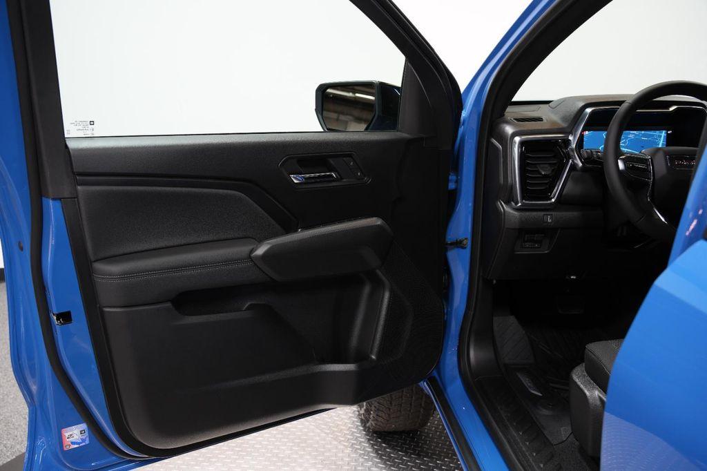 new 2025 GMC Canyon car, priced at $37,380