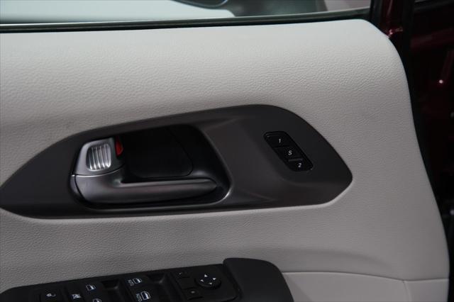 used 2023 Chrysler Pacifica car, priced at $22,994