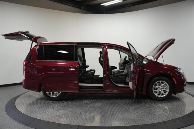 used 2023 Chrysler Pacifica car, priced at $22,994