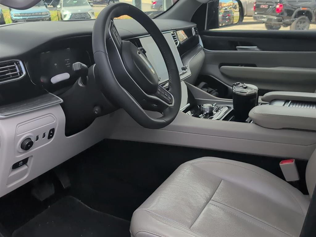 used 2023 Jeep Wagoneer L car, priced at $44,550