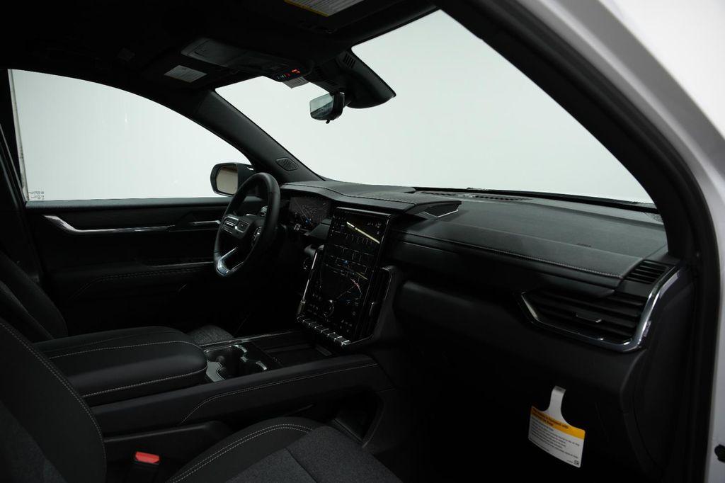 new 2026 GMC Acadia car, priced at $44,095