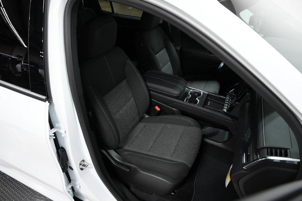 new 2026 GMC Acadia car, priced at $44,095