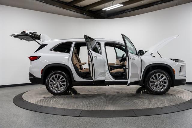 new 2025 Buick Enclave car, priced at $46,470