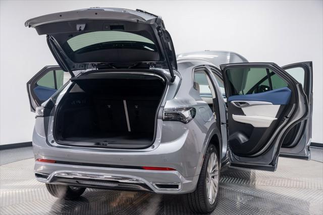 new 2025 Buick Envision car, priced at $44,595