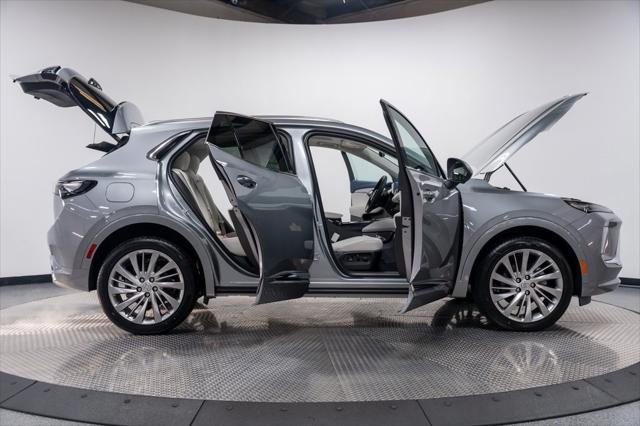 new 2025 Buick Envision car, priced at $44,595