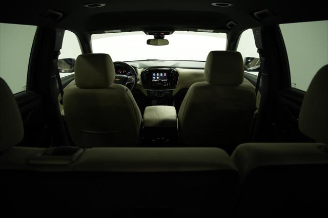 used 2023 Chevrolet Traverse car, priced at $32,200