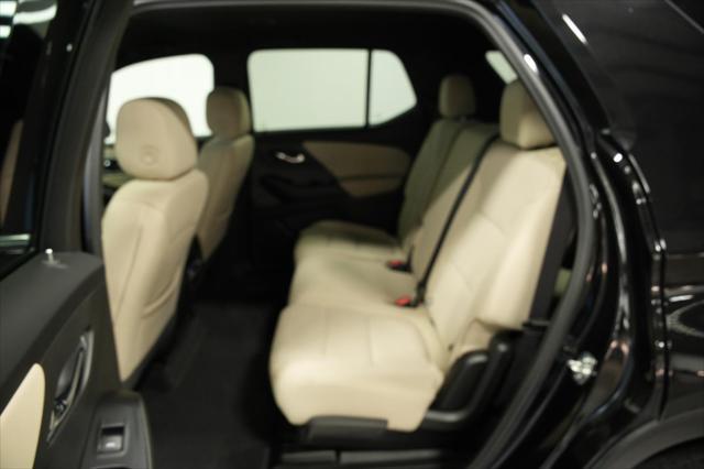 used 2023 Chevrolet Traverse car, priced at $32,200