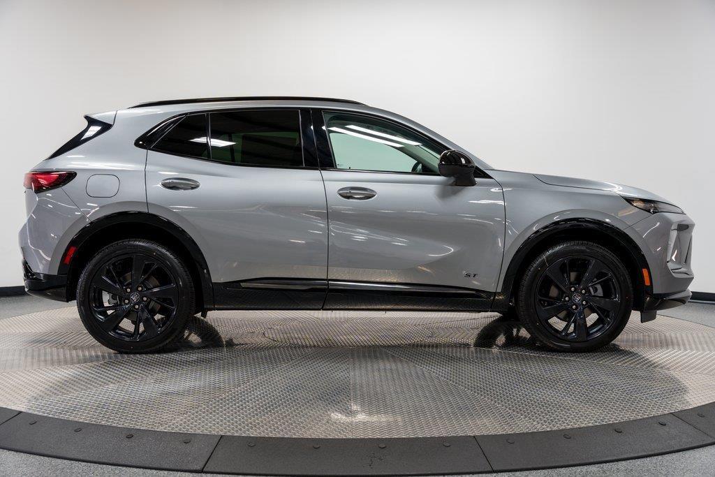 new 2025 Buick Envision car, priced at $38,435