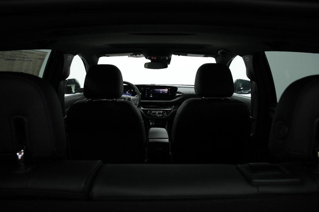new 2025 Buick Envista car, priced at $27,470