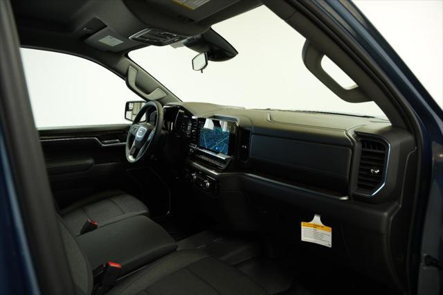 new 2025 GMC Sierra 1500 car, priced at $45,905