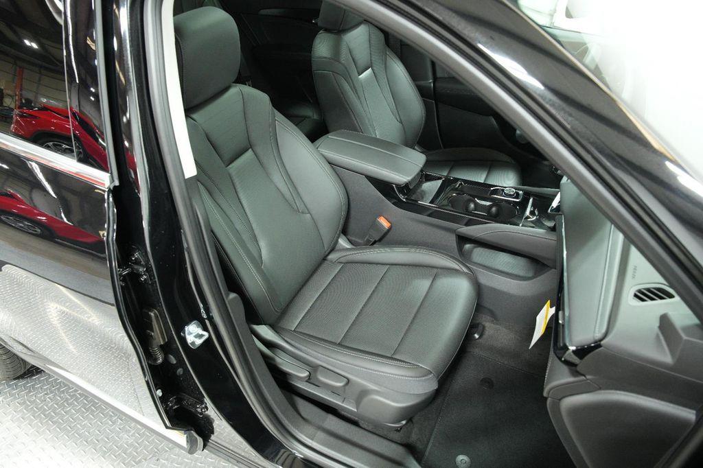 new 2025 Buick Envision car, priced at $37,435