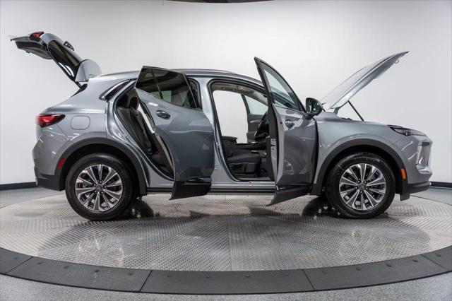 new 2025 Buick Envision car, priced at $38,235