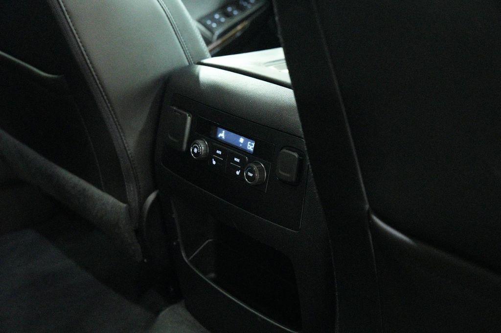 used 2019 GMC Yukon car, priced at $31,400