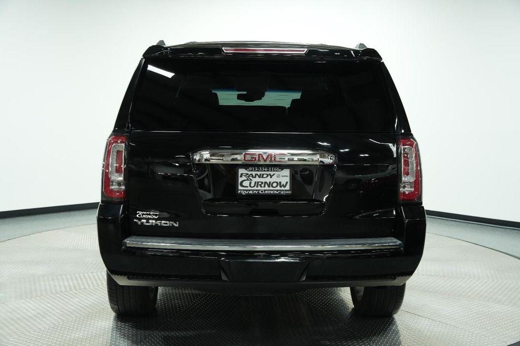 used 2019 GMC Yukon car, priced at $31,400