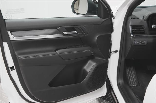 new 2025 GMC Terrain car, priced at $31,395