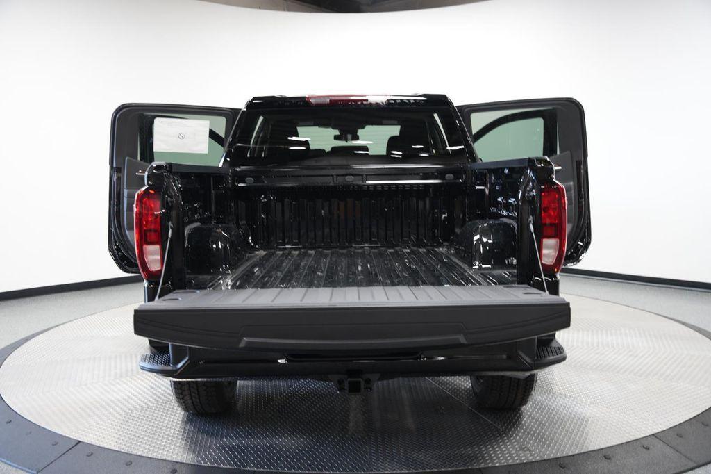 new 2025 GMC Sierra 1500 car, priced at $45,905