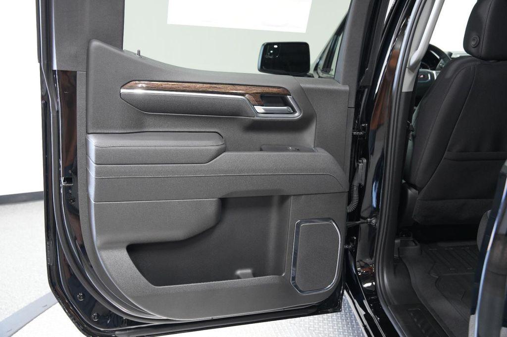 new 2025 GMC Sierra 1500 car, priced at $45,905