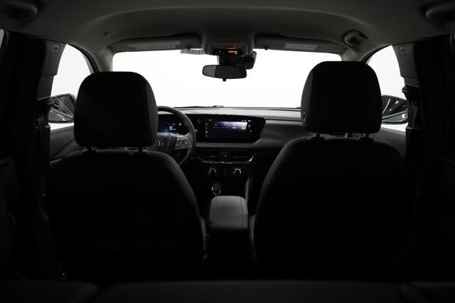 new 2025 Buick Encore GX car, priced at $22,270
