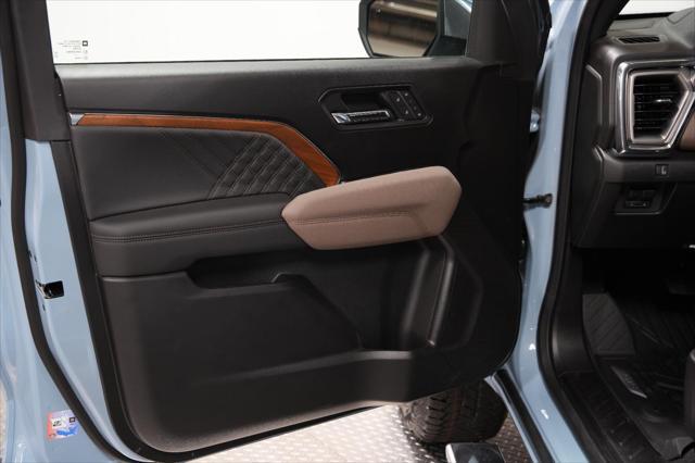 new 2025 GMC Canyon car, priced at $50,980