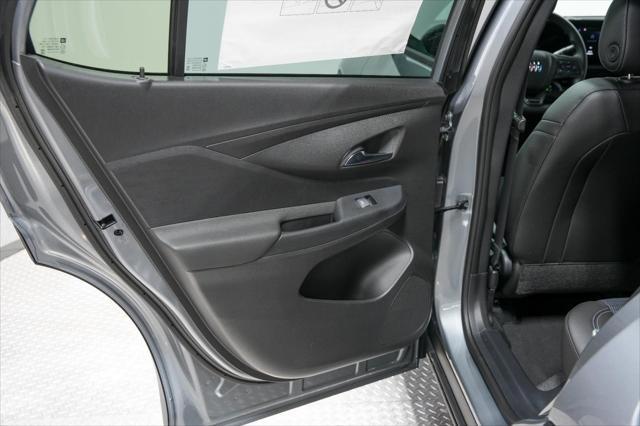 new 2025 Buick Envista car, priced at $23,580