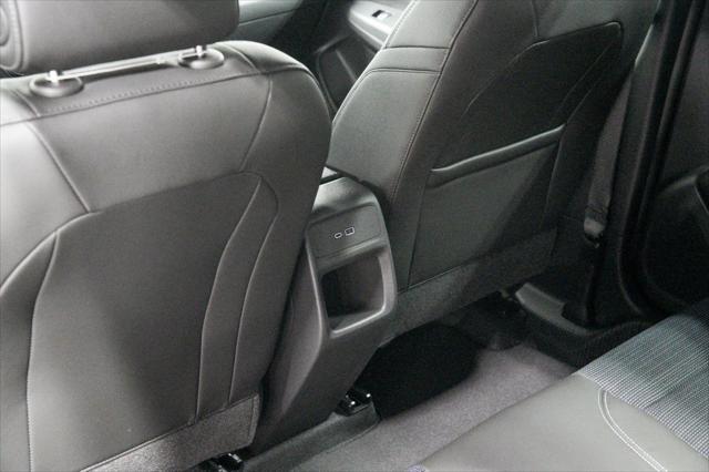new 2025 Buick Envista car, priced at $23,580