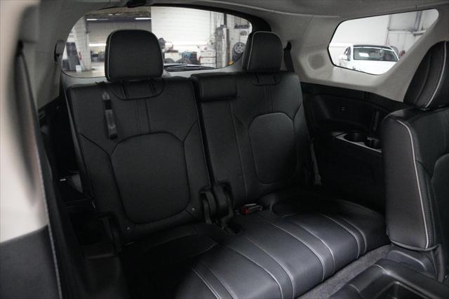 used 2025 Honda Pilot car, priced at $52,300