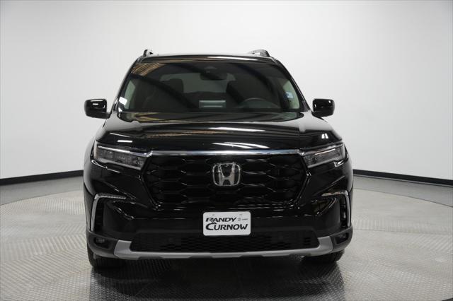 used 2025 Honda Pilot car, priced at $52,300
