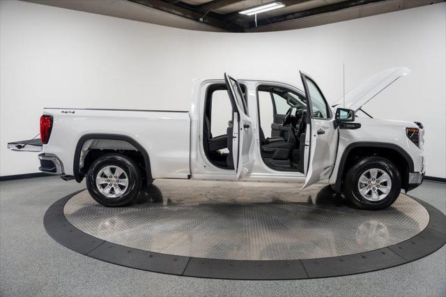 new 2025 GMC Sierra 1500 car, priced at $43,165