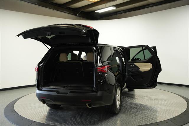 used 2023 Chevrolet Traverse car, priced at $32,200