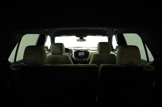 used 2023 Chevrolet Traverse car, priced at $32,200