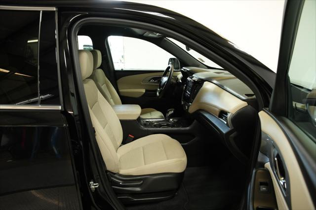 used 2023 Chevrolet Traverse car, priced at $32,200