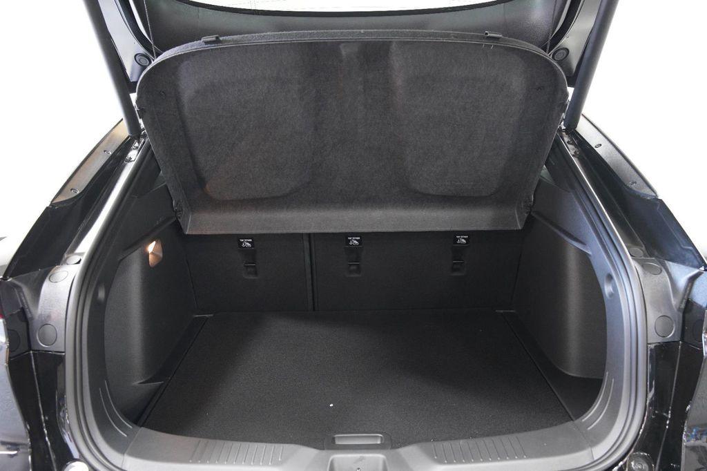 new 2025 Buick Envista car, priced at $28,320
