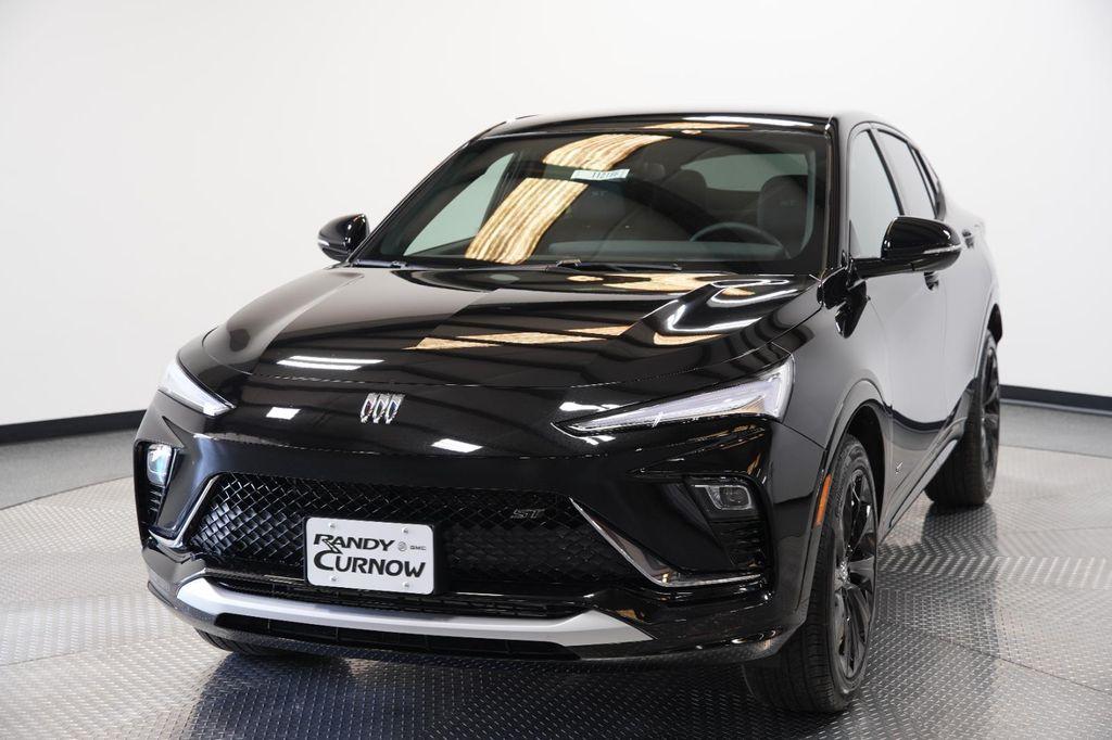 new 2025 Buick Envista car, priced at $28,320