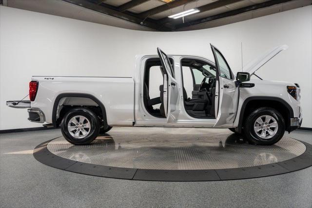 new 2025 GMC Sierra 1500 car, priced at $43,165