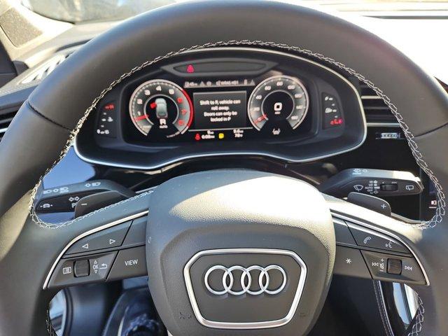 new 2025 Audi Q7 car, priced at $74,090