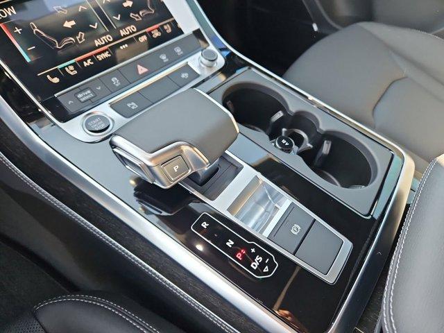 new 2025 Audi Q7 car, priced at $74,750