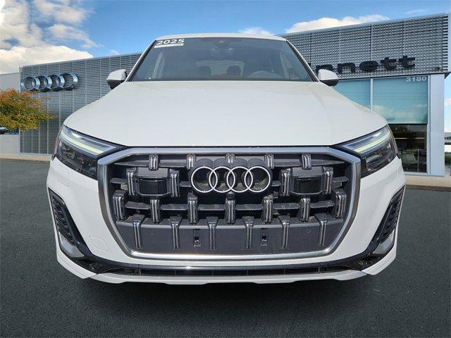 used 2025 Audi Q7 car, priced at $65,070