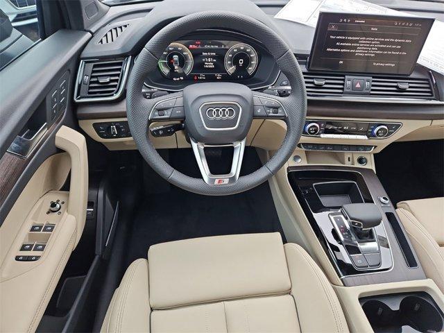 new 2025 Audi Q8 car, priced at $83,365