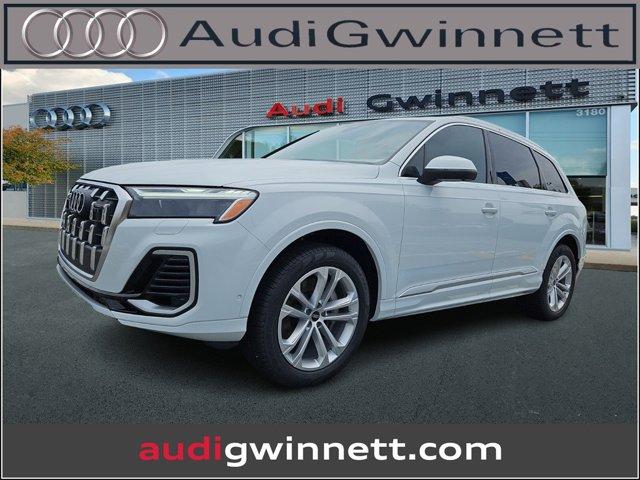 new 2025 Audi Q7 car, priced at $73,700