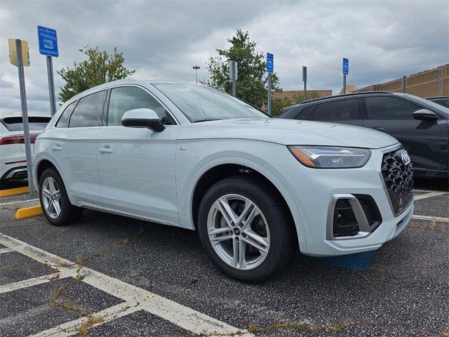 new 2025 Audi Q7 car, priced at $73,800