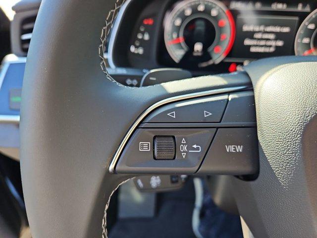 new 2025 Audi Q7 car, priced at $74,750