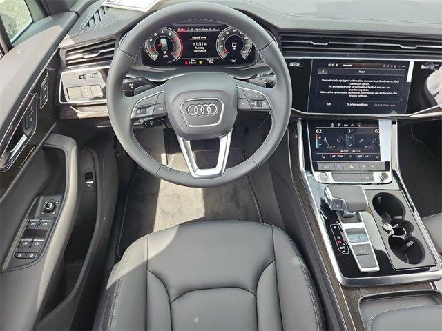 new 2025 Audi Q7 car, priced at $69,655