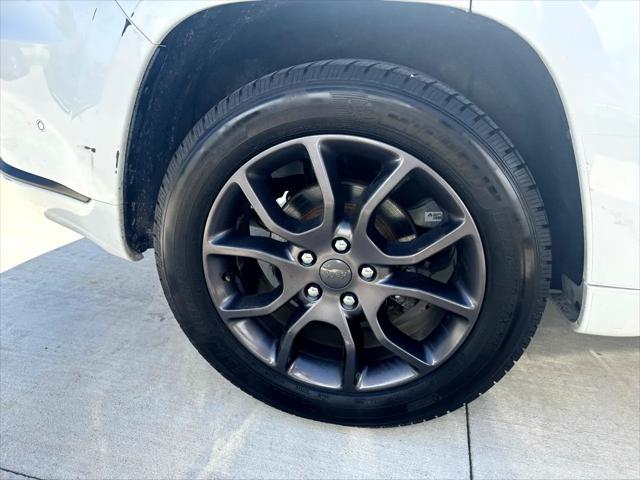 used 2020 Jeep Grand Cherokee car, priced at $24,995