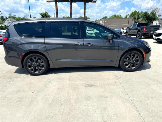 used 2018 Chrysler Pacifica car, priced at $11,995