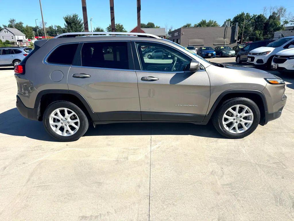 used 2018 Jeep Cherokee car, priced at $16,995