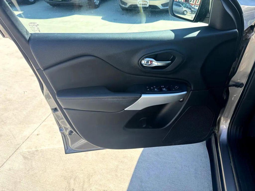 used 2018 Jeep Cherokee car, priced at $16,995